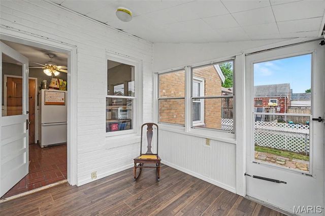 707 Bellavilla Drive, Bella Villa, MO 63125