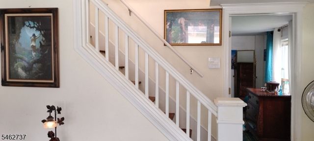 16 Washington St, Knowlton Twp., NJ 07832
