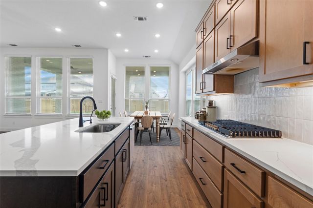 1332 Golden Celebration BND, Leander, TX 78641