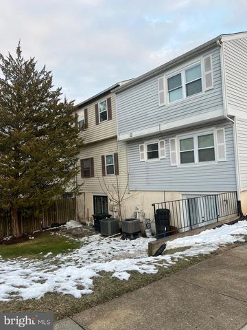 398 HARRY S TRUMAN DR, Upper Marlboro, MD 20774