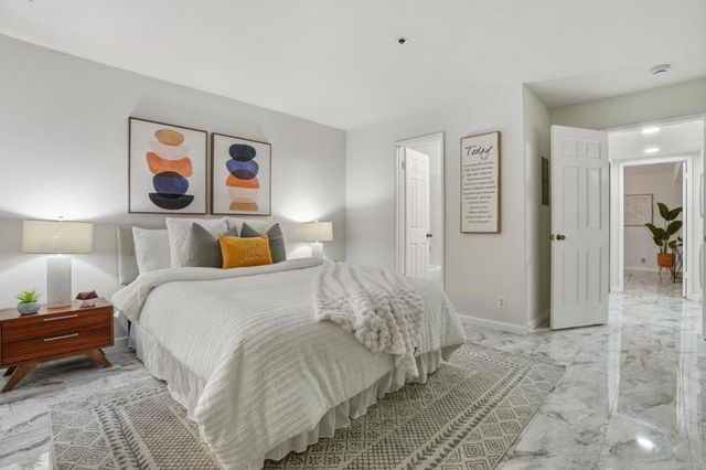 153 California Avenue F107, Palo Alto, CA 94306