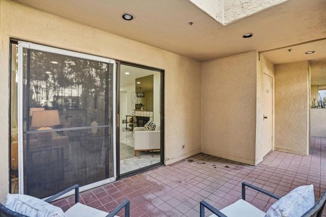 153 California Avenue F107, Palo Alto, CA 94306