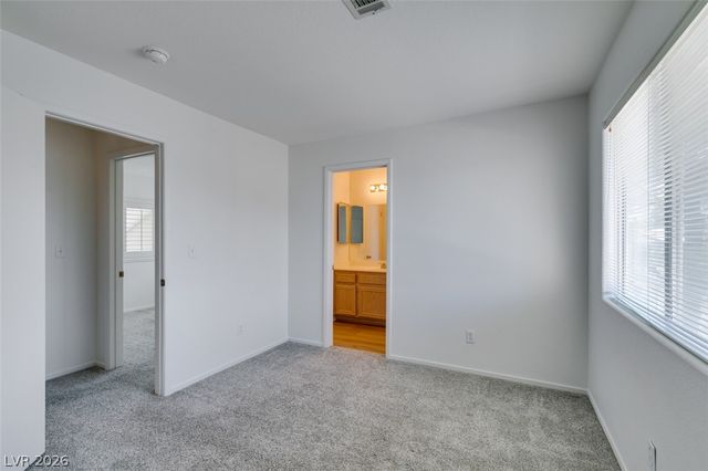 8012 Divine Drive, Las Vegas, NV 89128