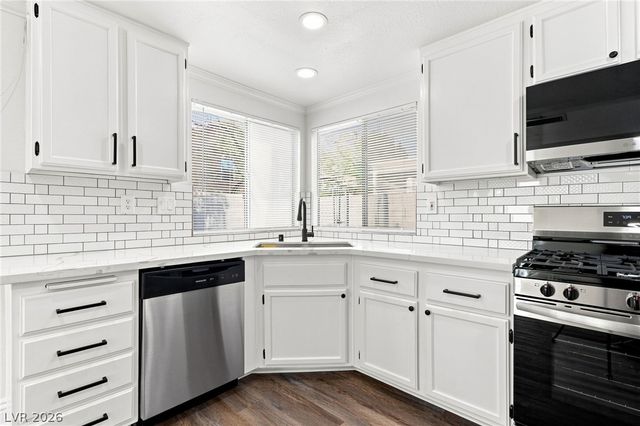 1415 Bent Arrow Drive, North Las Vegas, NV 89031