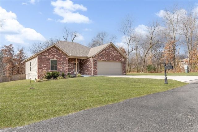 8 Lockhart Place, Bella Vista, AR 72715