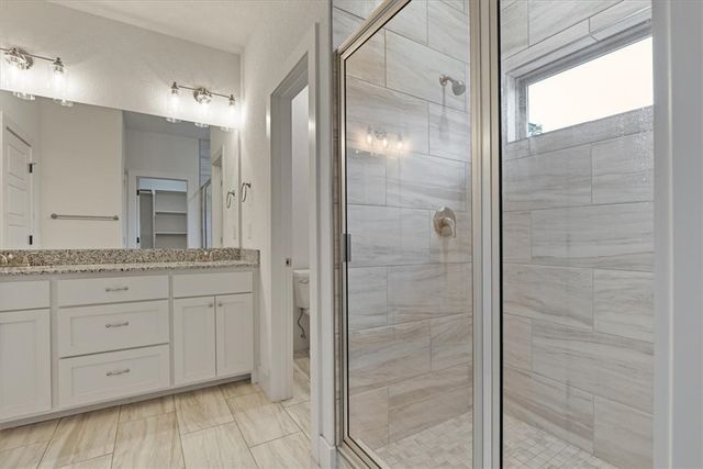 8 Lockhart Place, Bella Vista, AR 72715