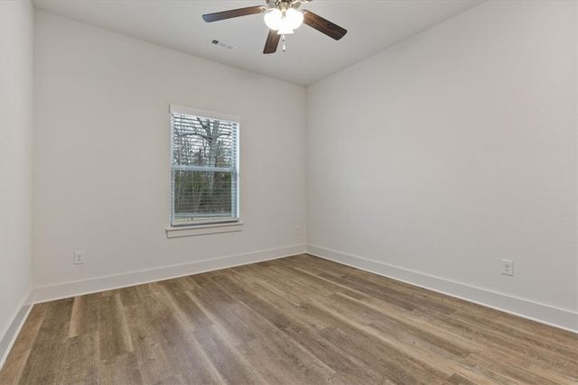 8 Lockhart Place, Bella Vista, AR 72715