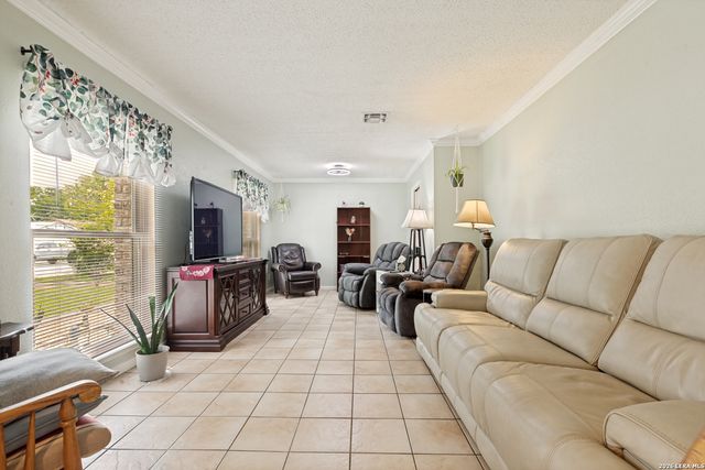 8310 Babe Ruth, San Antonio, TX 78240
