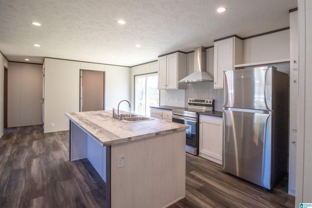 142 QUAIL RUN CIRCLE, Wilsonville, AL 35186