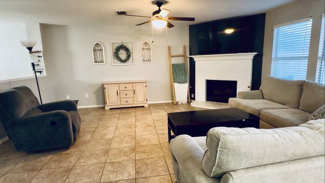 1578 Crown View Drive, Little Elm, TX 75068