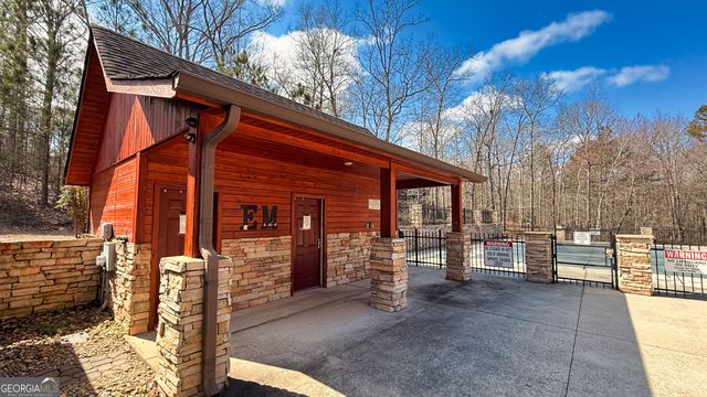 19 Golden Eagle Drive, Adairsville, GA 30103