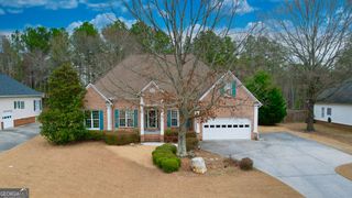 19 Golden Eagle Drive, Adairsville, GA 30103