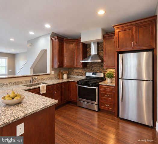 335 CARSON ST, Philadelphia, PA 19128
