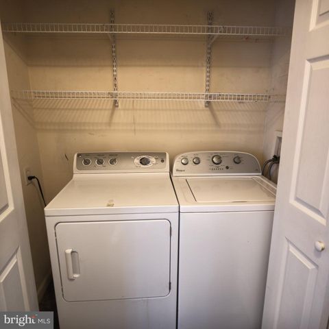 335 CARSON ST, Philadelphia, PA 19128