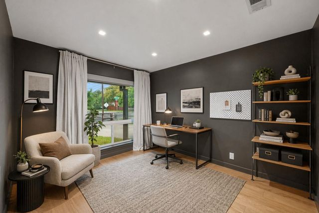 1723 Fawn DR, Austin, TX 78741