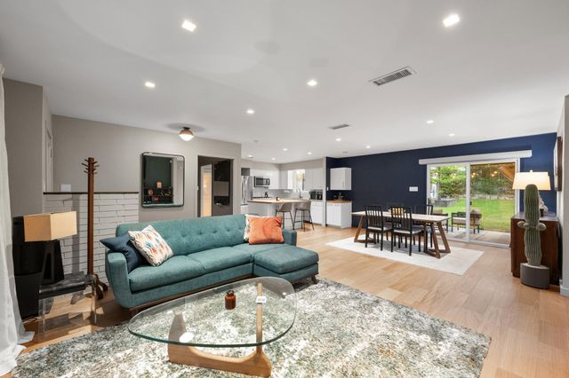 1723 Fawn DR, Austin, TX 78741