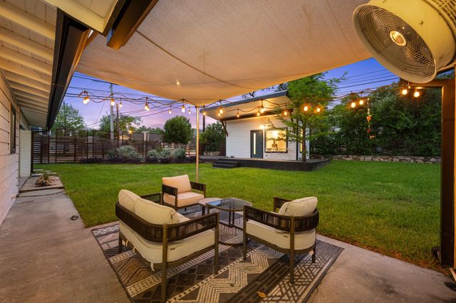 1723 Fawn DR, Austin, TX 78741