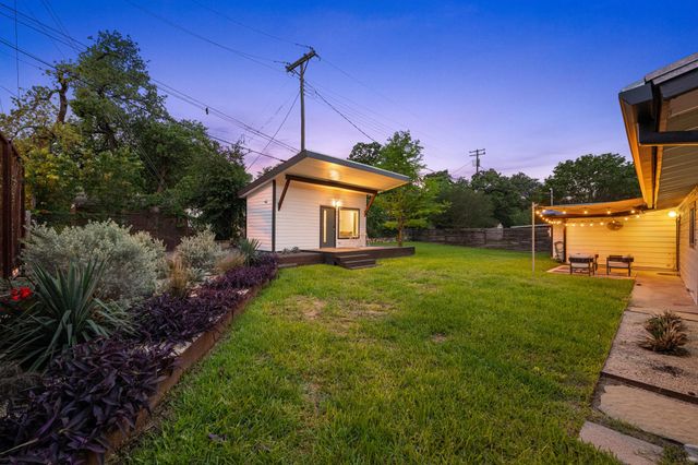 1723 Fawn DR, Austin, TX 78741