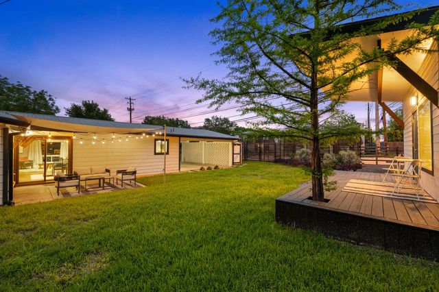 1723 Fawn DR, Austin, TX 78741