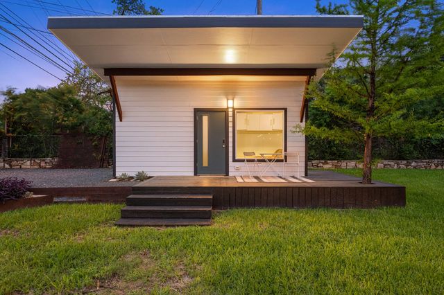 1723 Fawn DR, Austin, TX 78741