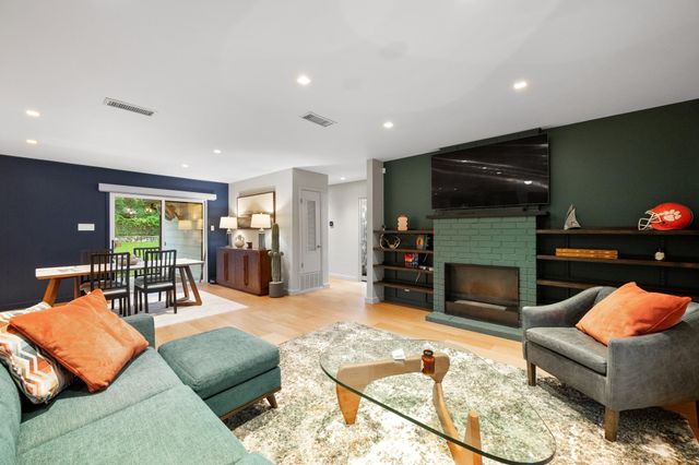 1723 Fawn DR, Austin, TX 78741