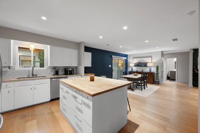 1723 Fawn DR, Austin, TX 78741