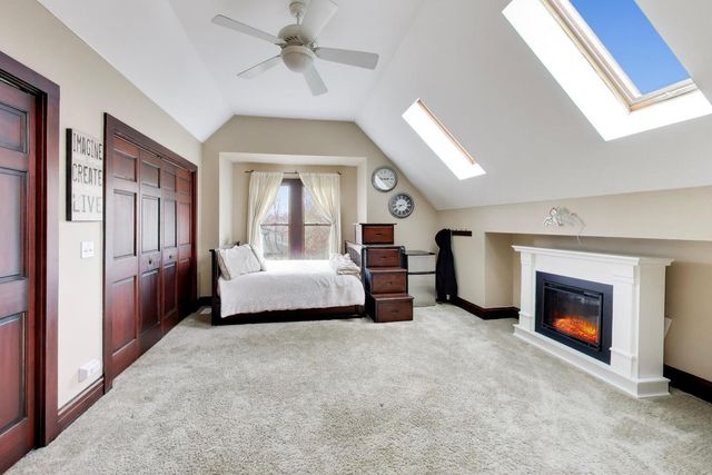 311 Brainerd Avenue, Libertyville, IL 60048