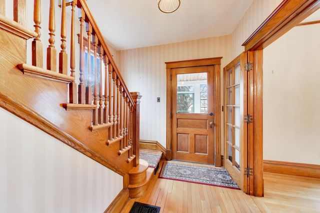 311 Brainerd Avenue, Libertyville, IL 60048