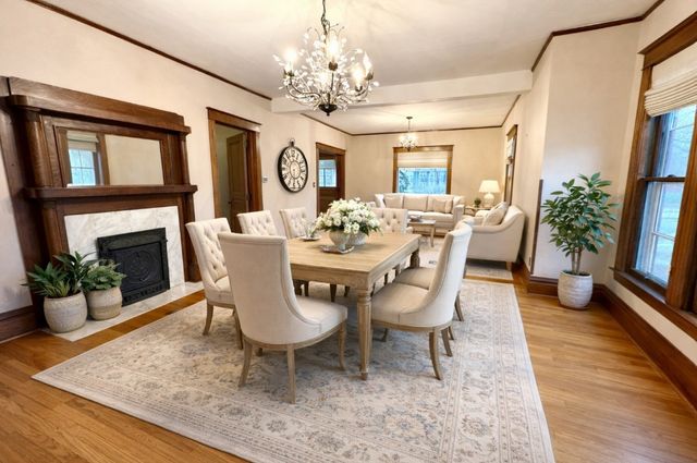 311 Brainerd Avenue, Libertyville, IL 60048