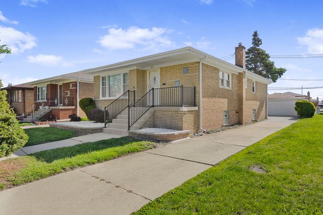 565 Oglesby Avenue, Calumet City, IL 60409