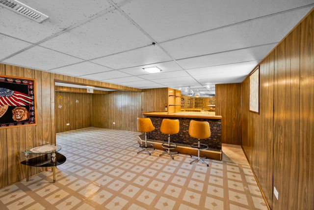 565 Oglesby Avenue, Calumet City, IL 60409
