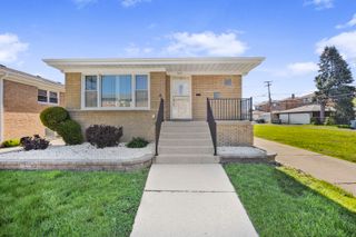 565 Oglesby Avenue, Calumet City, IL 60409