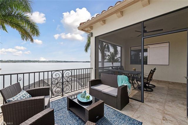 11777 Via Savona CT, Miromar Lakes, FL 33913