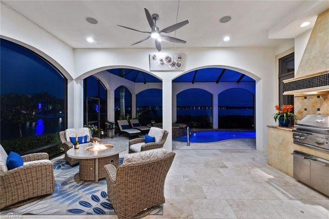 11777 Via Savona CT, Miromar Lakes, FL 33913