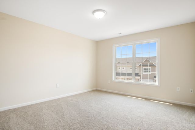 6138 Warren Newcomb, Radford, VA 24141