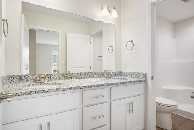 6138 Warren Newcomb, Radford, VA 24141