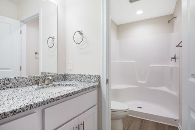 6138 Warren Newcomb, Radford, VA 24141
