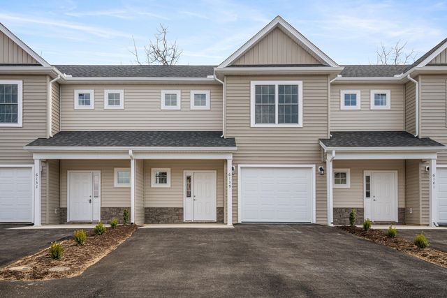 6138 Warren Newcomb, Radford, VA 24141