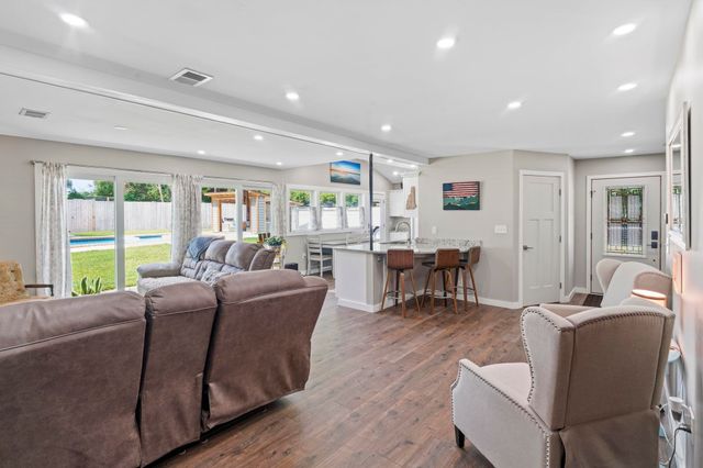 1406 Winddrift Ct., Surfside Beach, SC 29575