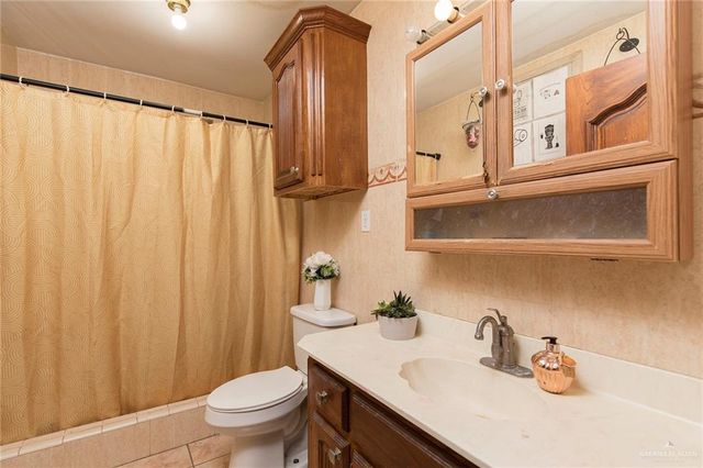 7002 Escondido Lane, Edinburg, TX 78542