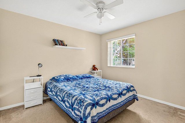 9090 NW 40th Place, Sunrise, FL 33351