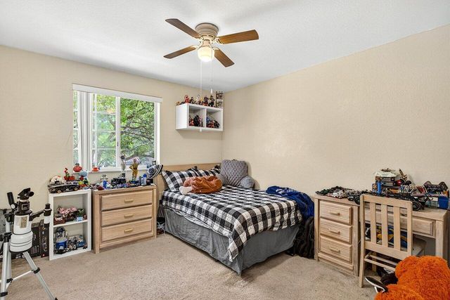 9090 NW 40th Place, Sunrise, FL 33351