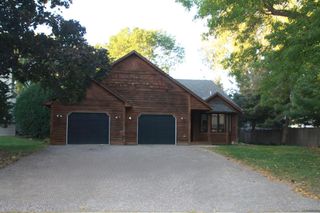1516 Rushmore Drive, Burnsville, MN 55306