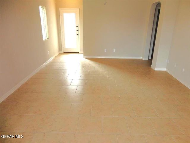 14254 Earl Chokiski Avenue, El Paso, TX 79938