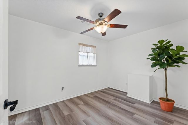 110 Shadow Wood Drive, Sugar Land, TX 77498