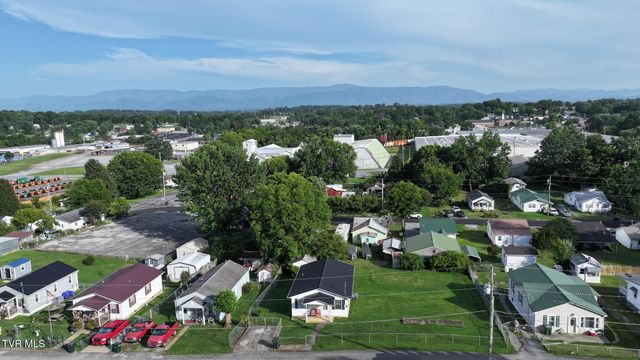 330 Royal Street 330, Greeneville, TN 37745