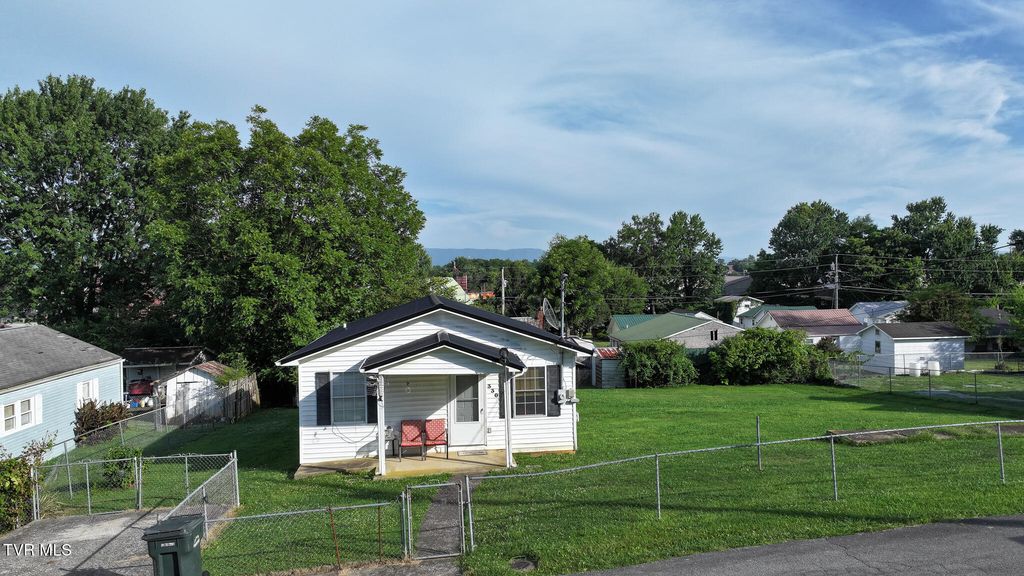 330 Royal Street 330, Greeneville, TN 37745