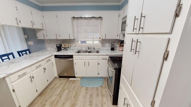 1910 Sullivan Drive, Dothan, AL 36303