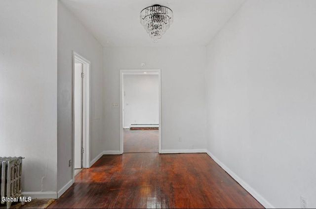 300 B Route 9W B, Albany, NY 12209