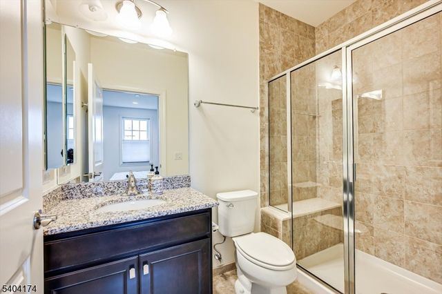 2 Eagle Ct, South Brunswick Twp., NJ 08852